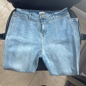 Forever 21 The Up Lyfter Jeans New with No tags